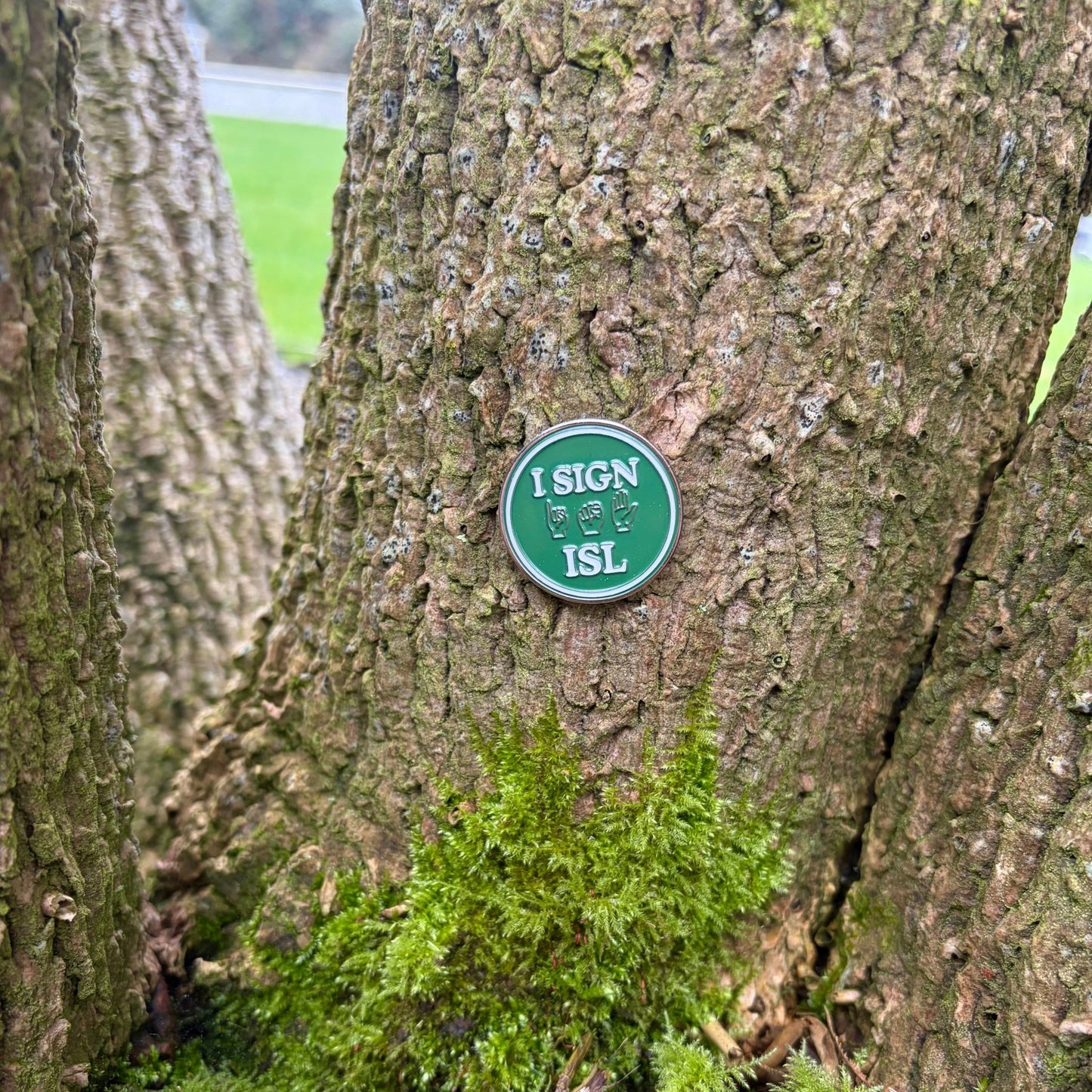 Irish Sign Language Pin Badge - GaelMade